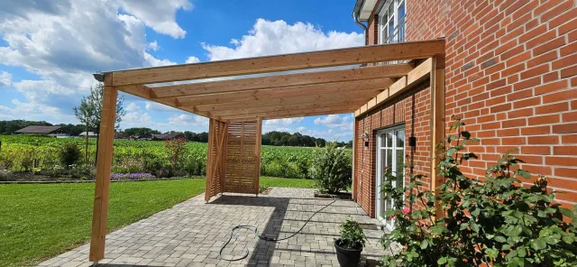 Projektfoto Carport, Vordach oder Terrassenüberdachung (7)