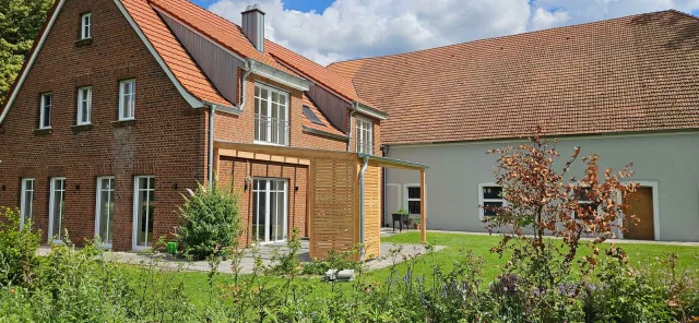 Projektfoto Carport, Vordach oder Terrassenüberdachung (8)