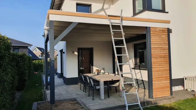Projektfoto Carport, Vordach oder Terrassenüberdachung (16)