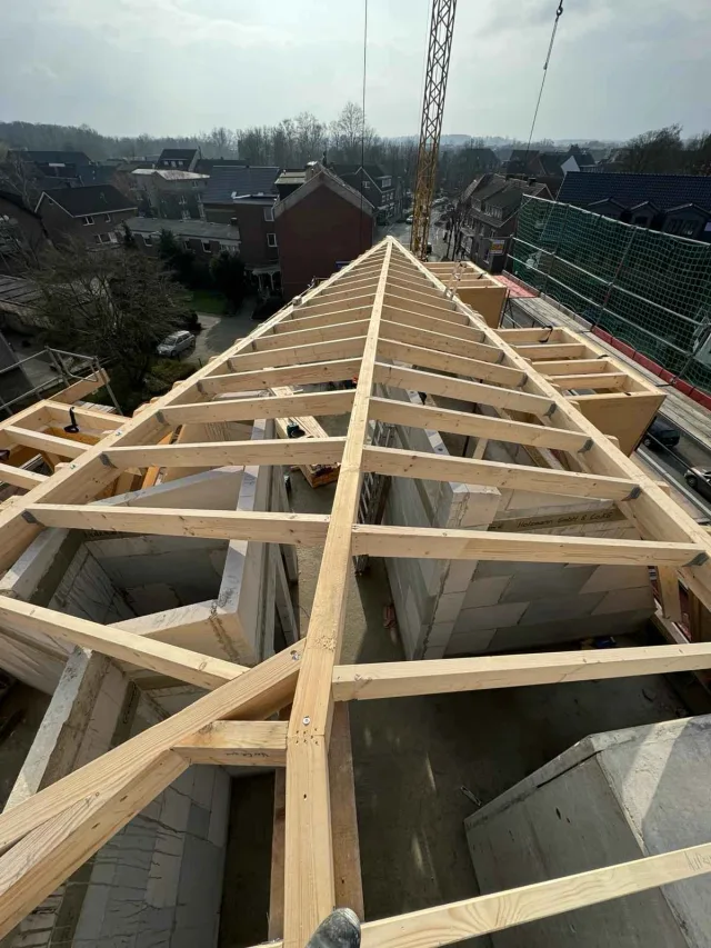 Projektfoto Dach und Dachstuhl (1)