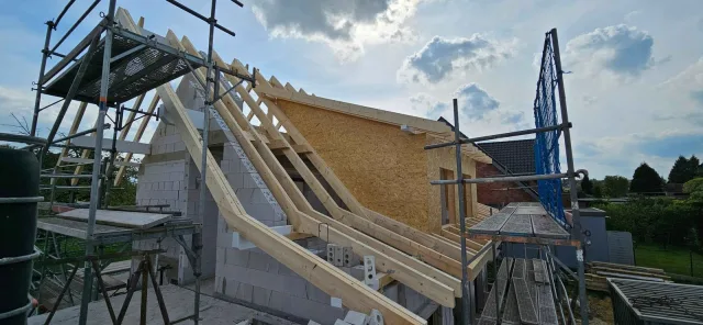 Projektfoto Dach und Dachstuhl (19)