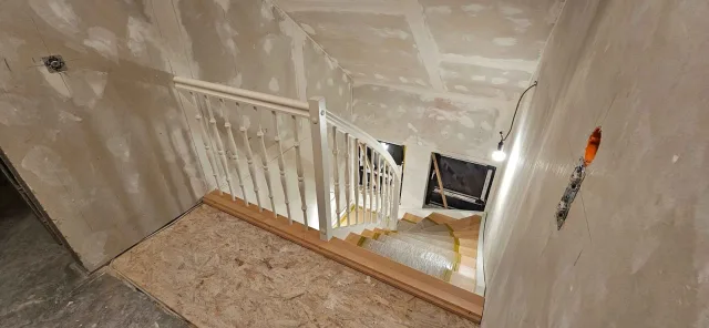 Projektfoto Innenausbau und Treppen (12)